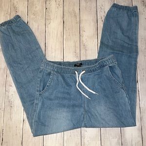 Forever 21 denim joggers